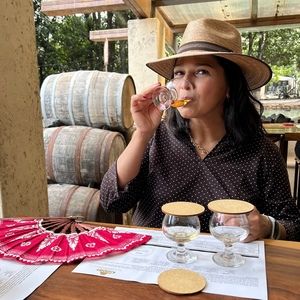 Meet your Posher, Lorena